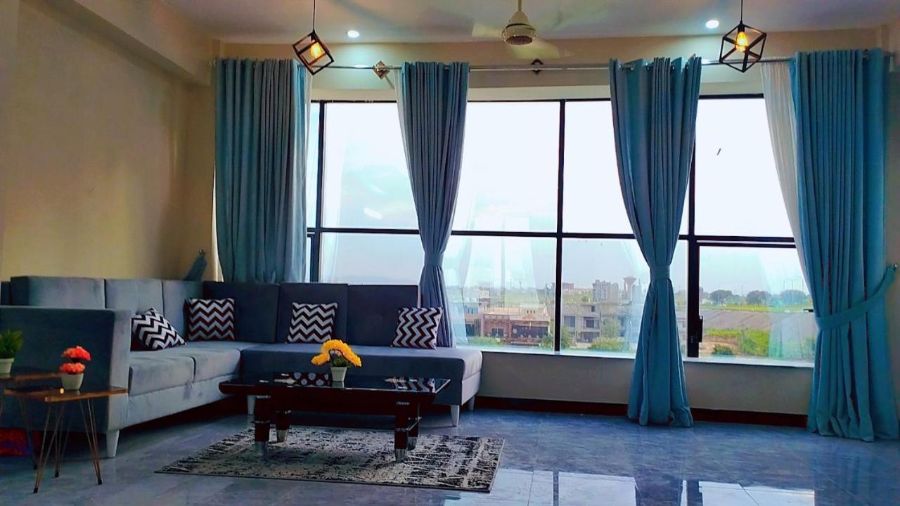 Motorway Majesty Suites Islamabad - Near Islamabad International Airport And Motorway エクステリア 写真