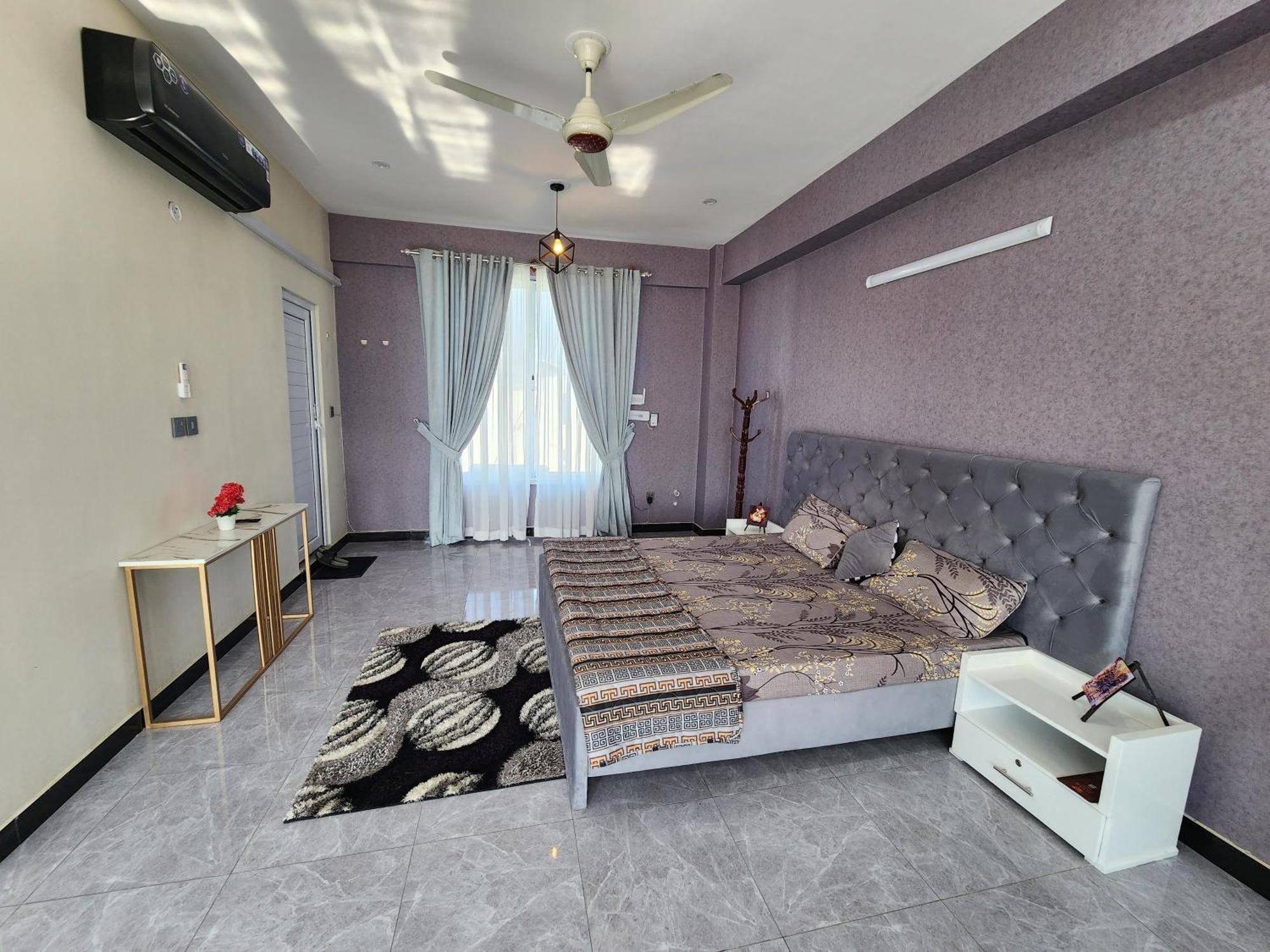 Motorway Majesty Suites Islamabad - Near Islamabad International Airport And Motorway 部屋 写真