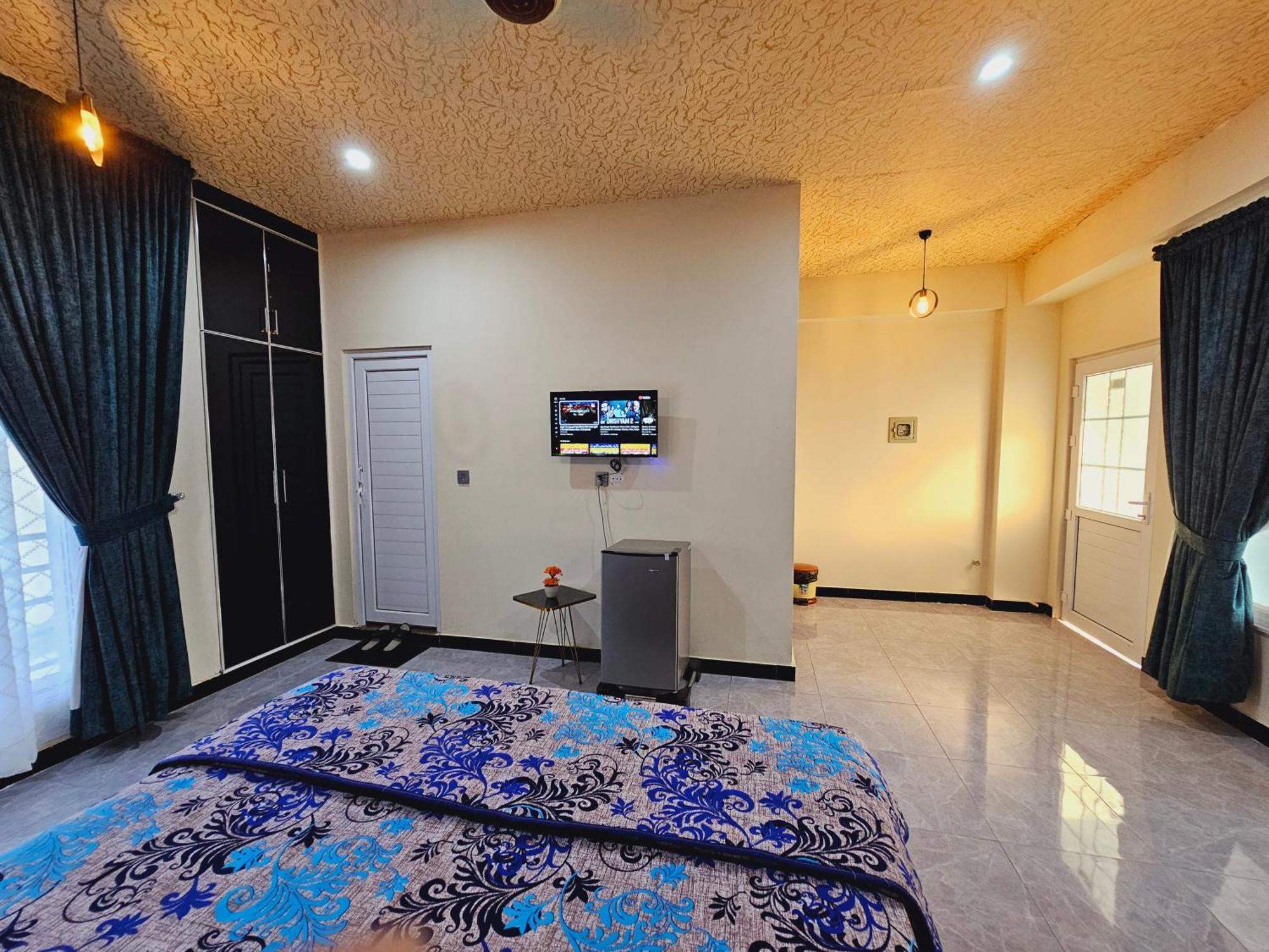Motorway Majesty Suites Islamabad - Near Islamabad International Airport And Motorway 部屋 写真